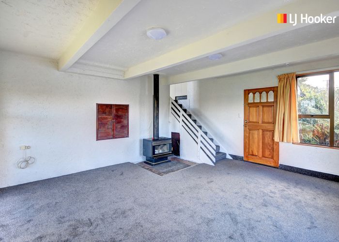  at 9 Junction Road, Ravensbourne, Dunedin