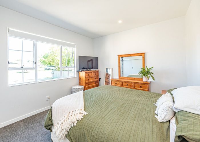  at 10 Burton Avenue, Whanganui East, Whanganui