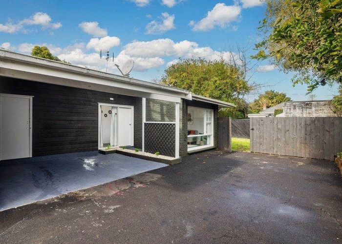  at 1/20, 2/20 & Springleigh Avenue, Mount Albert, Auckland City, Auckland