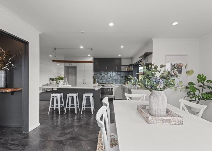  at 7 Strachan Way, Highbury, Palmerston North