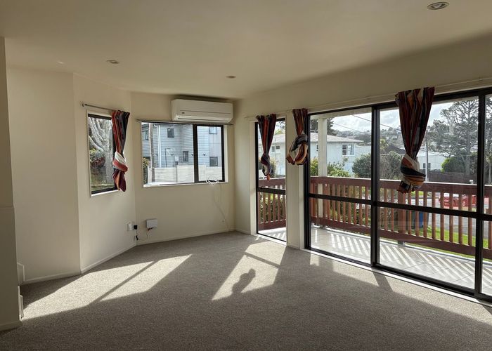  at 1/9 Woodall Place, Totara Vale, North Shore City, Auckland