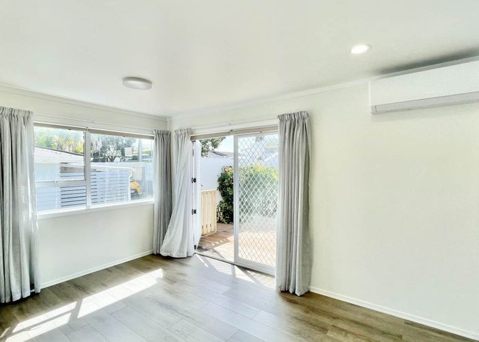  at 148 Forrest Hill Road, Forrest Hill, North Shore City, Auckland