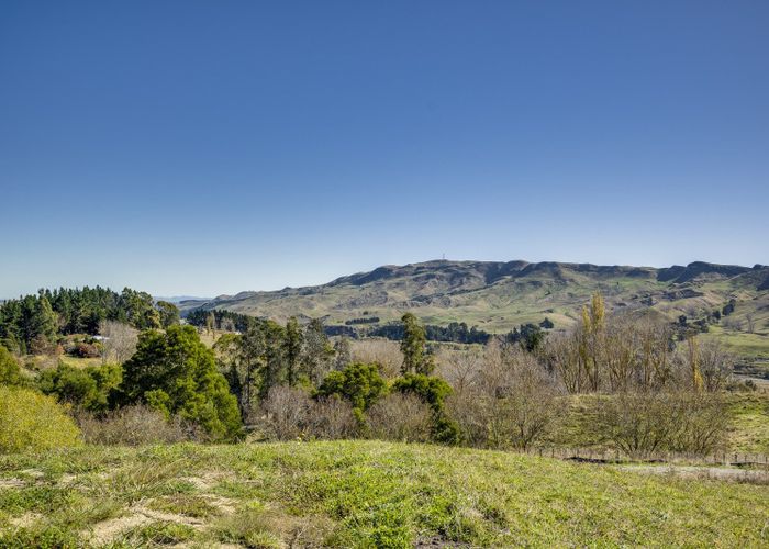  at 27 Raratu Road, Kahuranaki, Kahurānaki