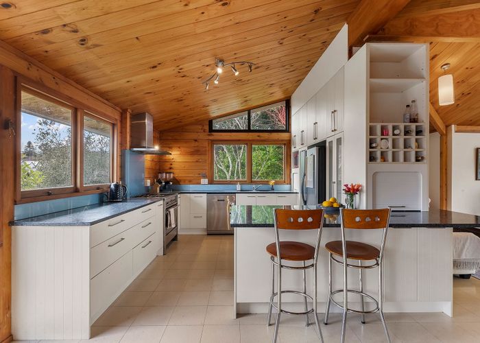  at Bucklands Beach, Manukau City, Auckland