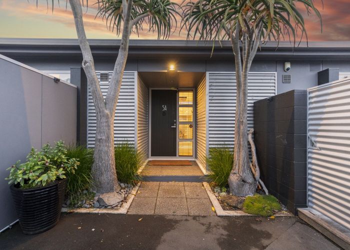  at 1/5 Whareora Terrace, Cashmere, Christchurch