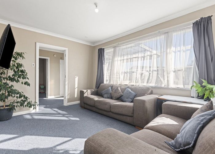  at 38 Milton Street, Roslyn, Palmerston North
