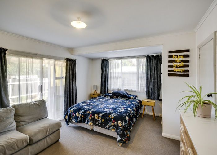  at 1240 Cunningham Crescent, Mayfair, Hastings