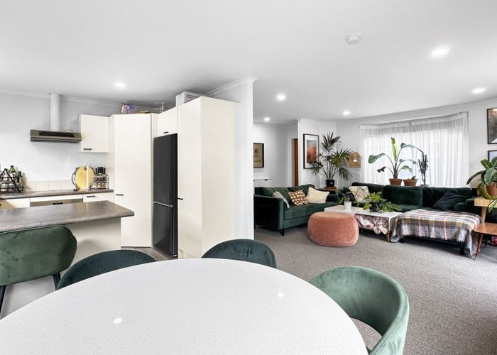  at 73 Hamlin Road, Mount Wellington, Auckland City, Auckland