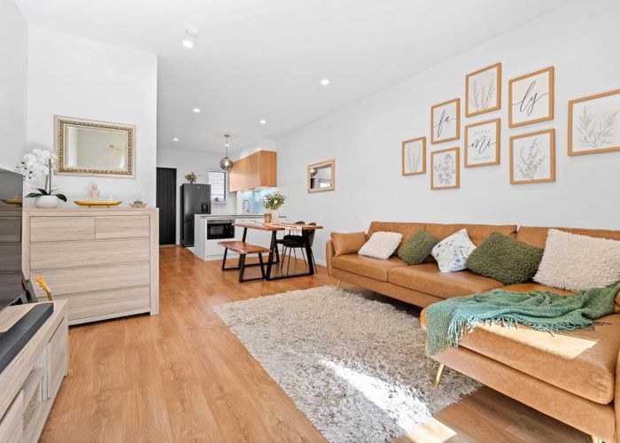  at 5/26 Springvale Drive, Albany, North Shore City, Auckland