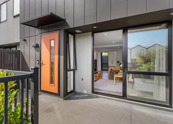  at 37 Cessna Crescent, Mangere, Manukau City, Auckland