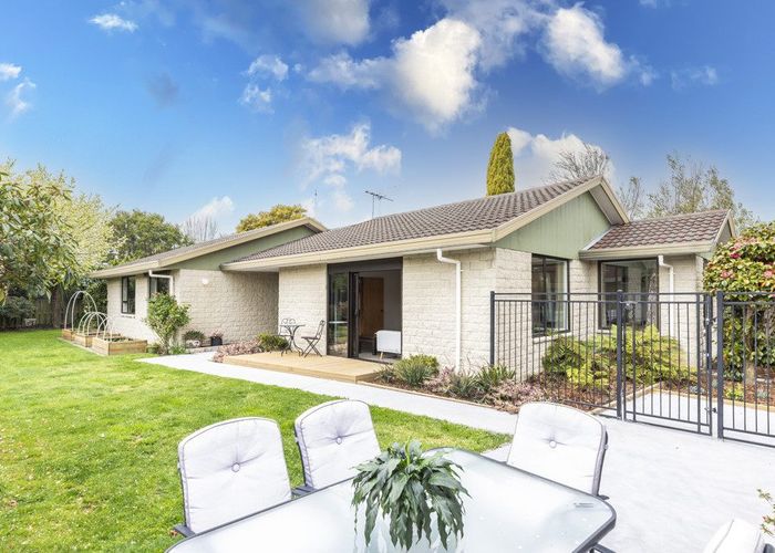  at 9 Clipston Place, Halswell, Christchurch City, Canterbury