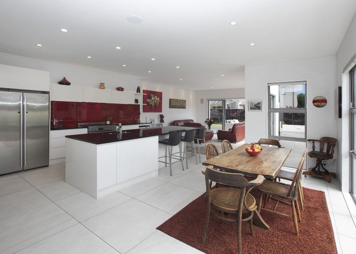 at 2 Matisse Place, Burnside, Christchurch