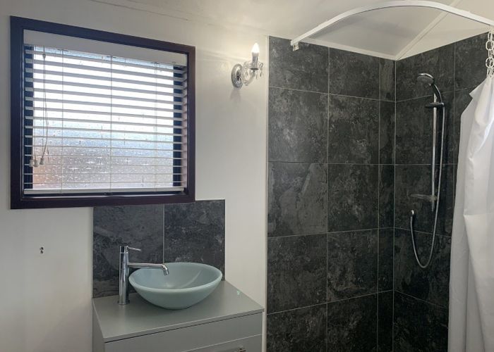  at 16A Frank Evans Place, Henderson, Waitakere City, Auckland
