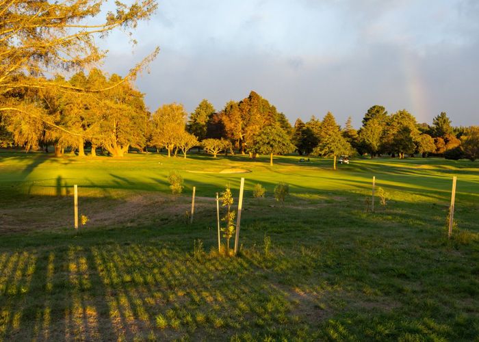  at 42 Kanuka Drive, Hokowhitu, Palmerston North, Manawatu / Whanganui