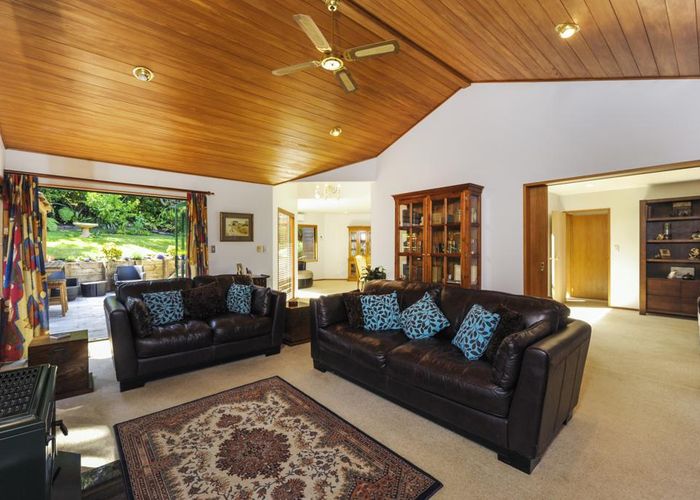  at 30 Cochran Road, Oratia, Auckland