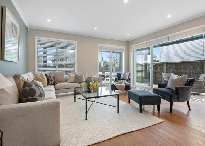  at 122 St Heliers Bay Road, Saint Heliers, Auckland