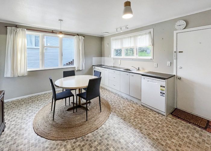  at 15 Anthony Street, Tawa, Wellington, Wellington