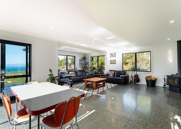 For sale 47 Tunnel Beach Road, Blackhead, Dunedin, Otago homes.co.nz