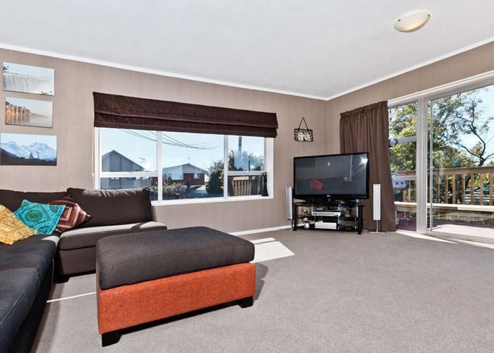  at 1/240 Onewa Rd, Birkenhead, North Shore City, Auckland