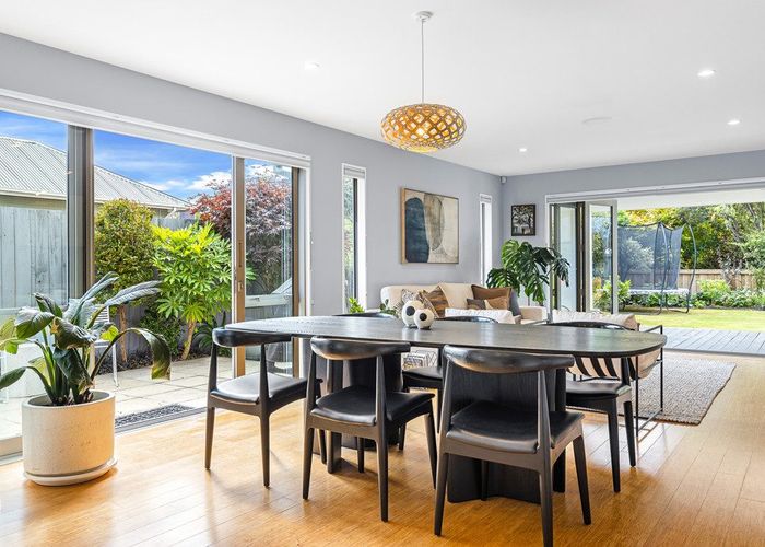  at 15 Bowenvale Avenue, Cashmere, Christchurch City, Canterbury
