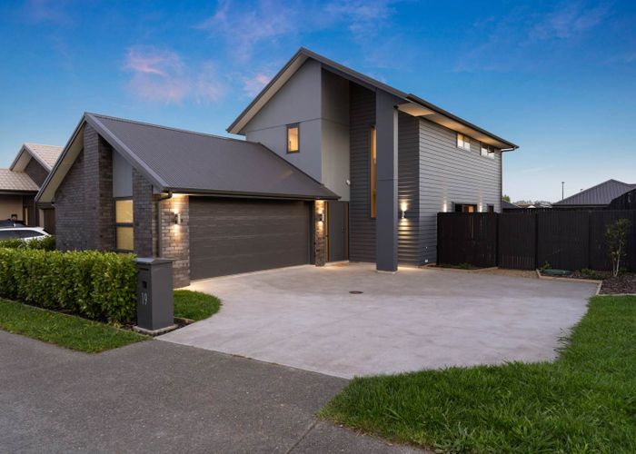  at 19 Te Rata Boulevard, Karaka, Franklin, Auckland