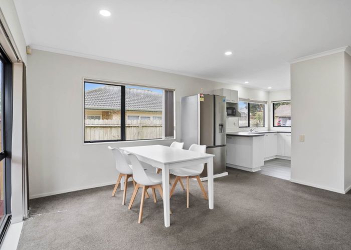  at 15 Montilla Place, Manurewa, Auckland