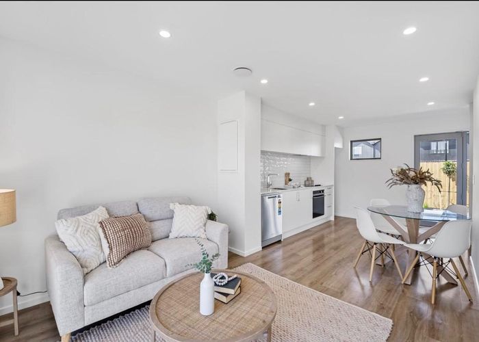  at 2/79 Harrow Street, Phillipstown, Christchurch City, Canterbury