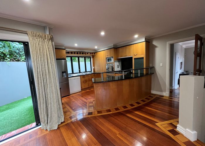  at 136C Paritai Drive, Orakei, Auckland