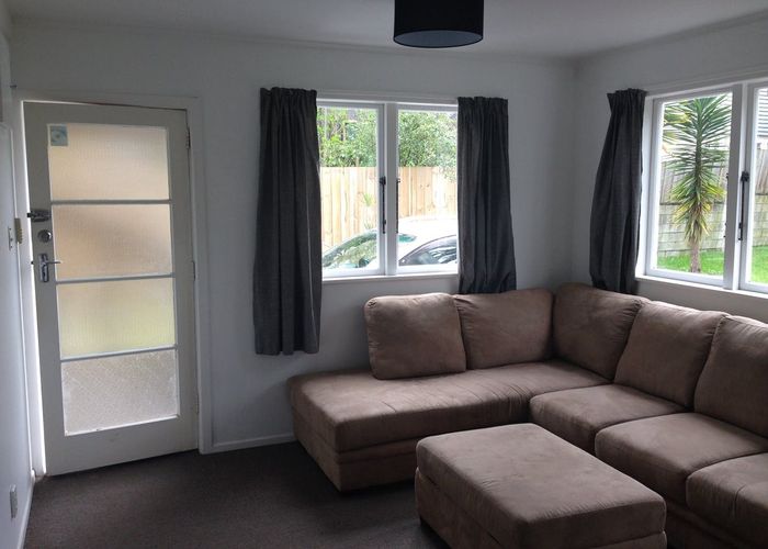  at 9 Stottholm Road, Titirangi, Auckland