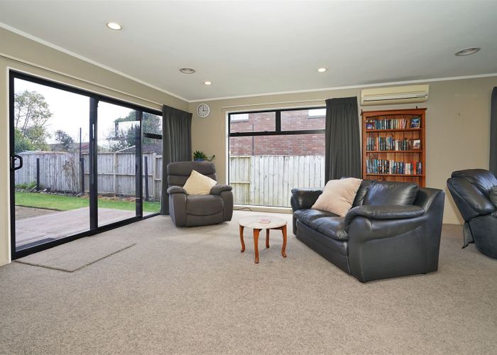  at 32 Ronald Court, Pukete, Hamilton