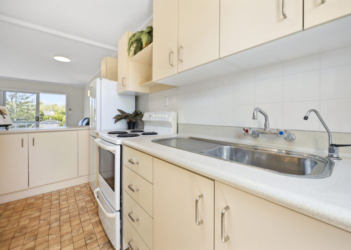  at 11/16 Willerton Avenue, New Lynn, Waitakere City, Auckland