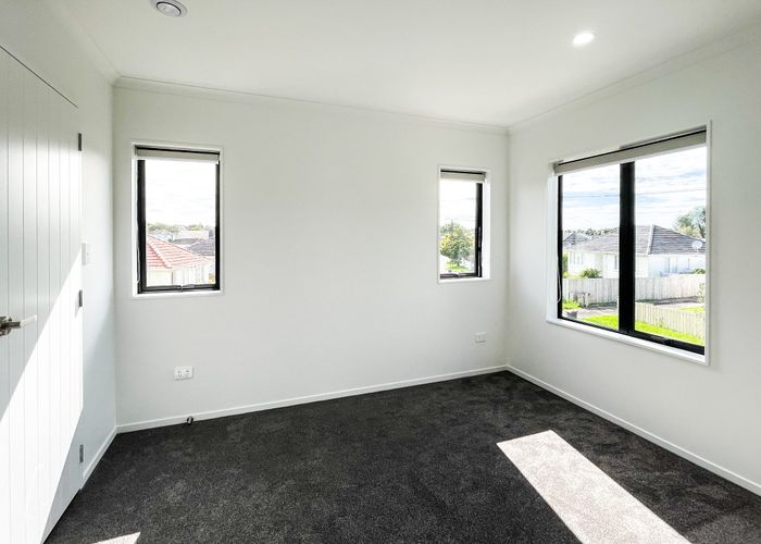  at 15B Parkinson Avenue, Wesley, Auckland