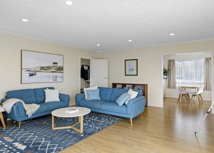  at 42 Mulberry Street, Maungaraki, Lower Hutt, Wellington