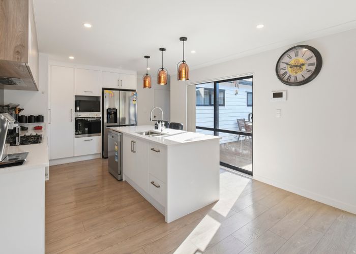  at 4 Sapwood Crescent, Takanini, Takanini