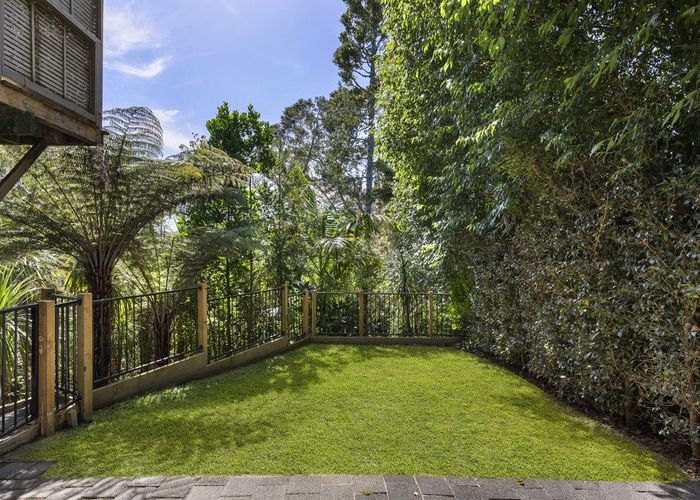  at 10 Harper Street, Chatswood, North Shore City, Auckland