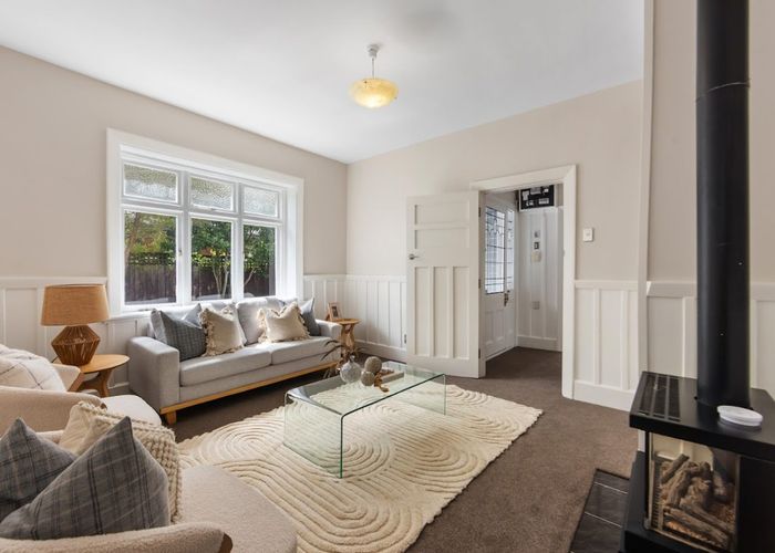  at 1/166 Main Road, Redcliffs, Christchurch City, Canterbury