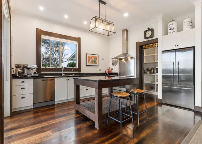  at 38 Newell Street, Point Chevalier, Auckland