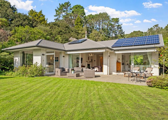  at 16 McCallum Drive, Sandspit, Rodney, Auckland