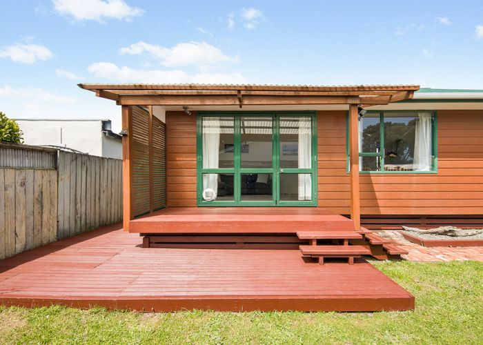  at 102 Park Road, Miramar, Wellington