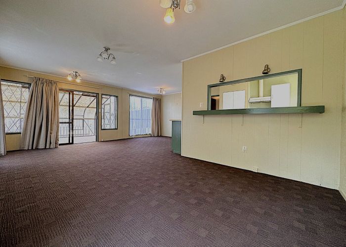  at 3 Benita Pl--Viewing--On Sat 31st May at 2:40-3:00pm, Sunnyvale, Waitakere City, Auckland