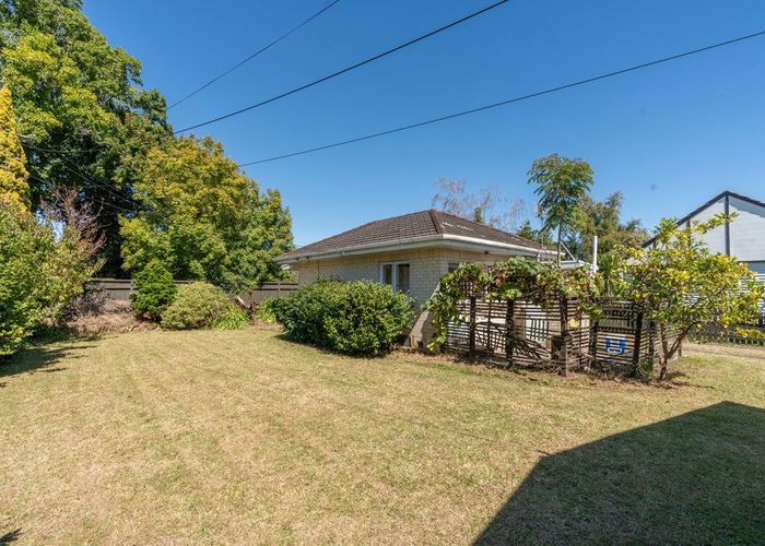  at 17 James Street, Hamilton East, Hamilton