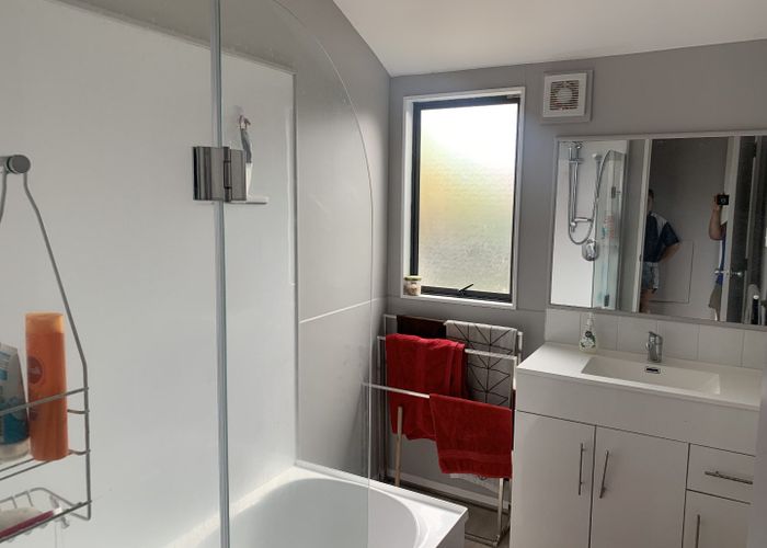  at 10b College Place, Poike, Tauranga, Bay Of Plenty