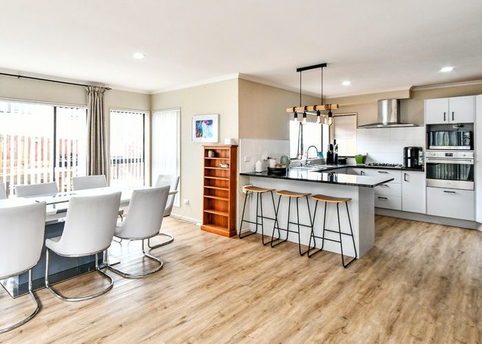  at 53 Saralee Drive, Manurewa, Manukau City, Auckland