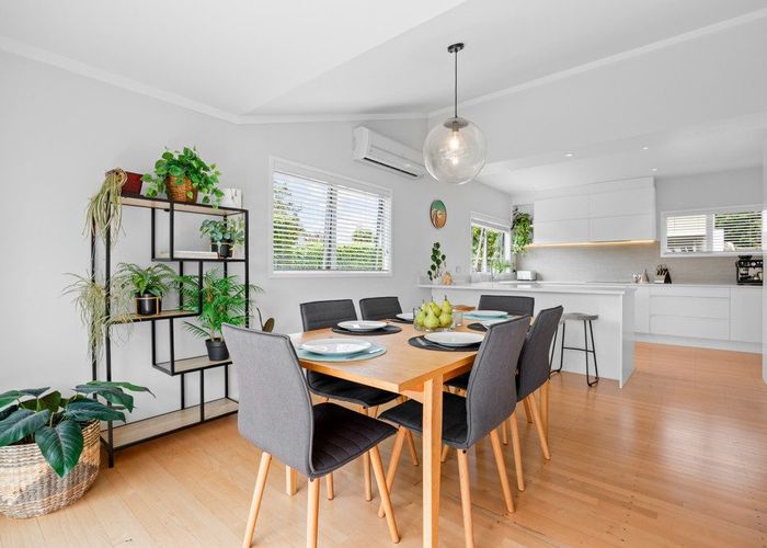  at 22 Sunnyhill Crescent, Sunnyhills, Manukau City, Auckland