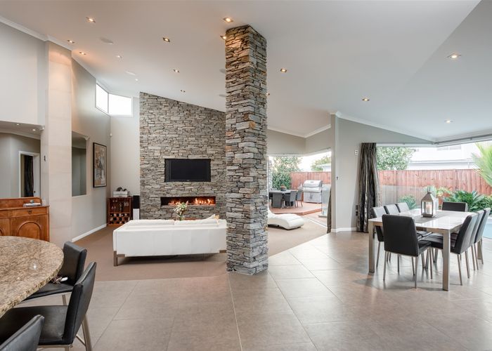  at 1826A River Road, Flagstaff, Hamilton