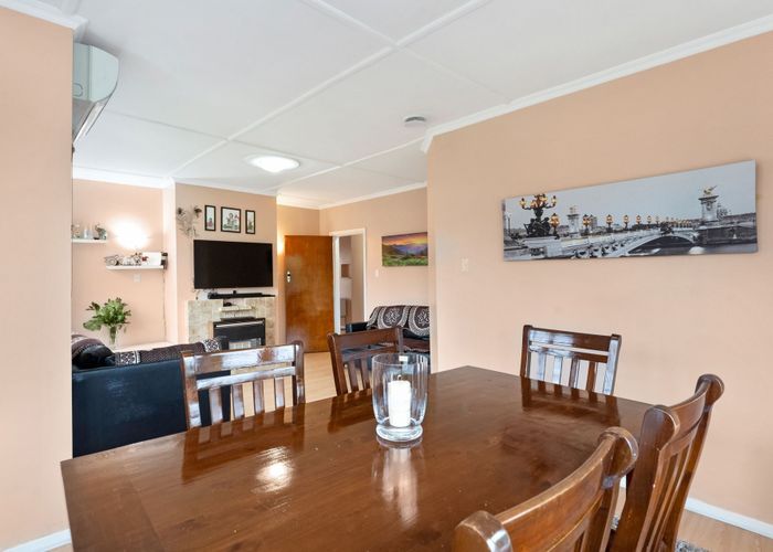  at 28 Richmond Avenue, Karori, Wellington, Wellington