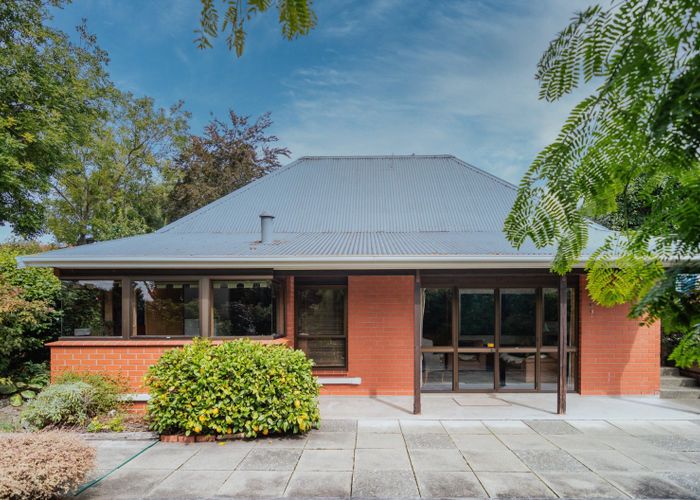  at 15B Kitchener Square, Highfield, Timaru, Canterbury