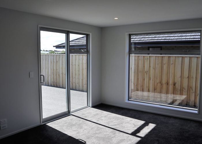  at 68 Sunline Avenue, Lincoln, Lincoln