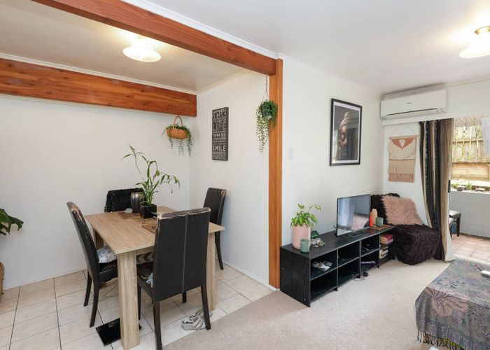 at 1/214 Moore street, Howick, Manukau City, Auckland