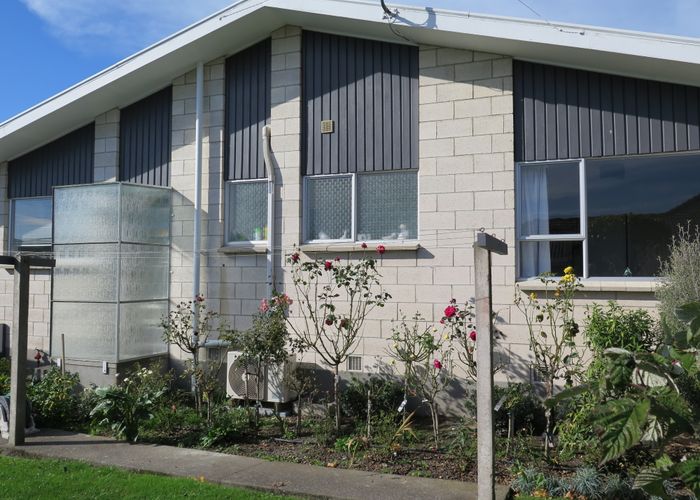 at 2/8 Hopkins Street, Gleniti, Timaru
